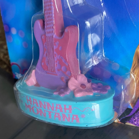 New🌈 2008 Disney Channel Hallmark Hannah Montana Candle - Picture 2 of 6